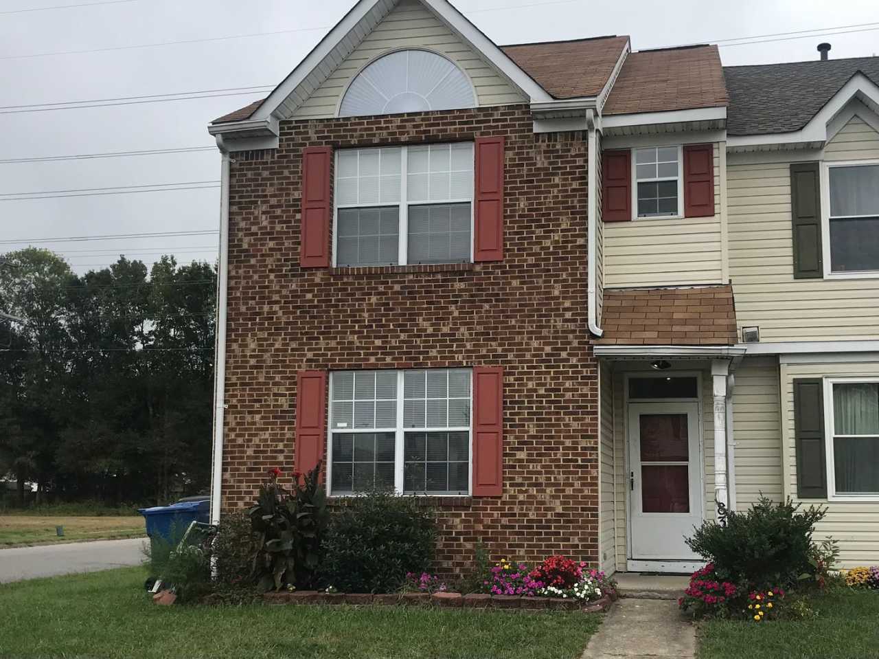 End Unit Townhouse in Virginia Beach