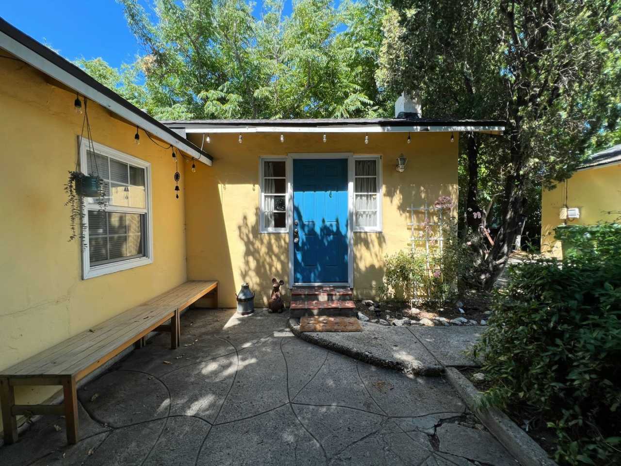 2 bed 1 bath + Bonus Room