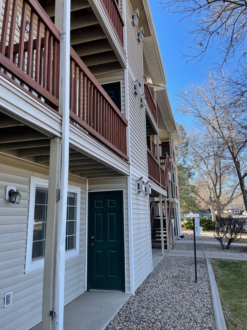 2BD 2Bath Condo Close to CSU