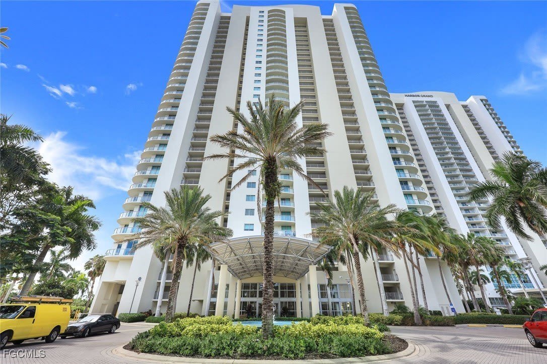 3000 Oasis Grand Boulevard unit: 2307