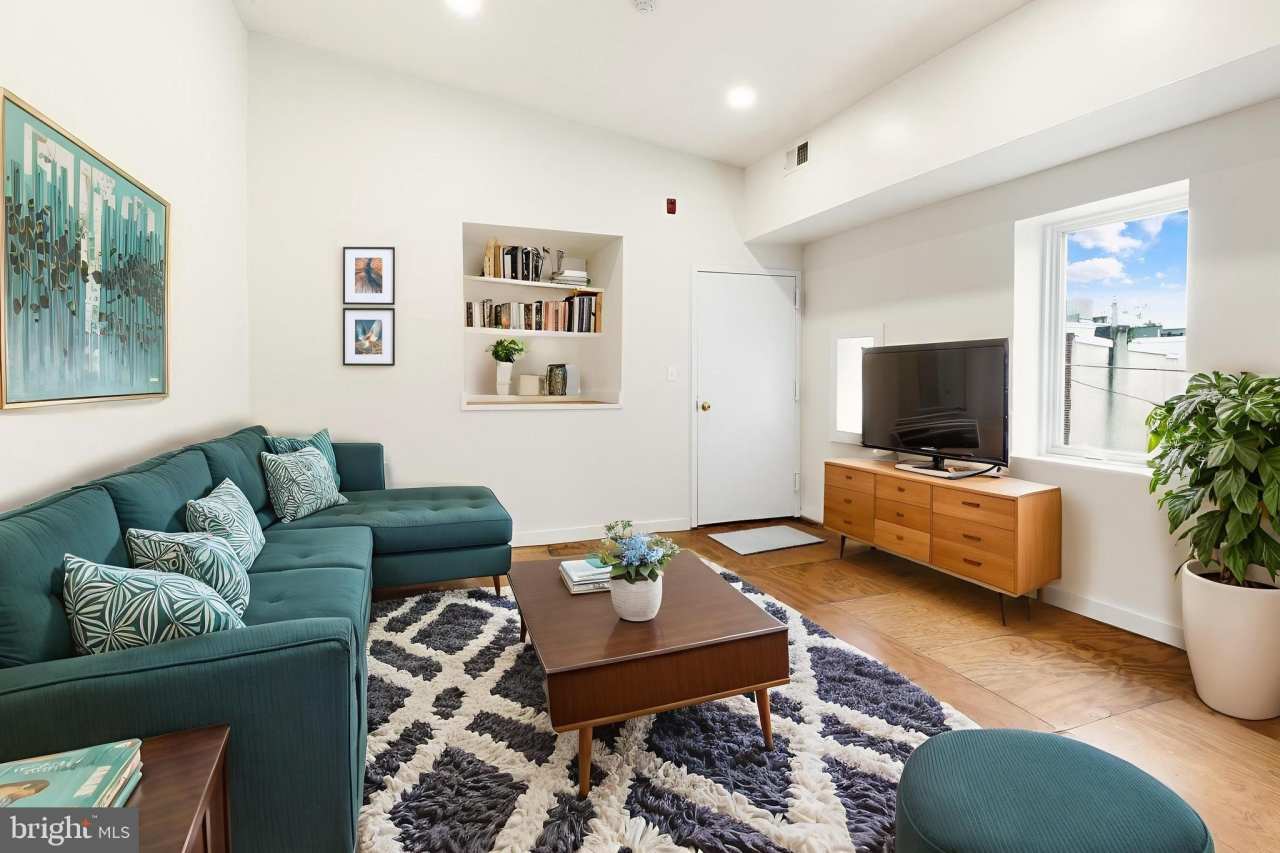 1301 N 6TH Street unit: 3