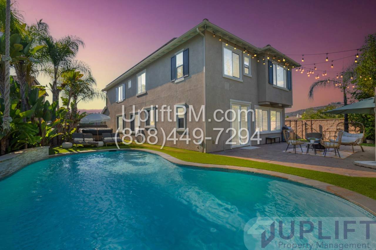 Spacious 5-Bedroom Home with Pool  Spa in San Elijo Hills ** MOVE IN SPECIAL $400 OFF FIRST MONTH'S RENT!**