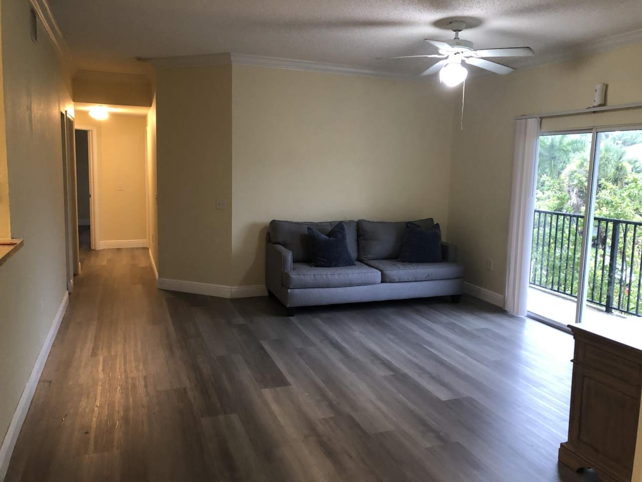 330 Crestwood 303 Circle