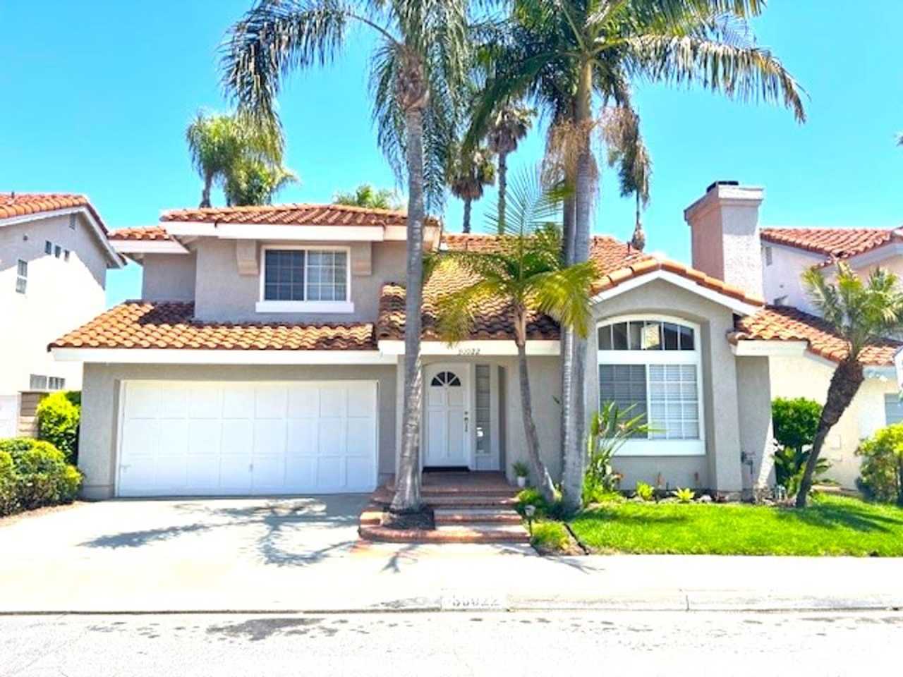 Stylish, Upgraded Laguna Niguel Home Ready Now!