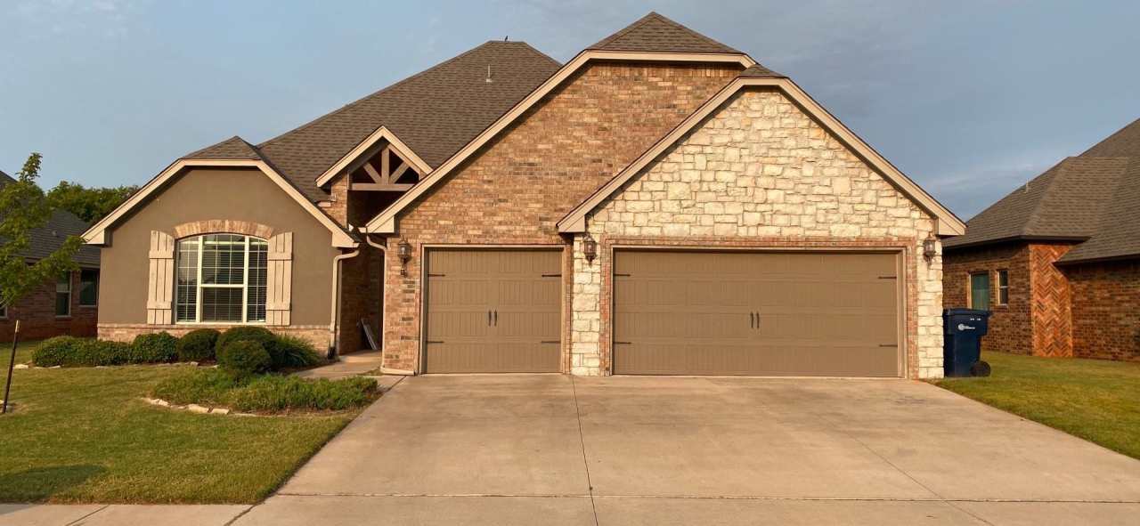 Spectacular 4 Bedroom 2.5 Bath Home In Gated Lone Oaks Park -Deer Creek Schools.