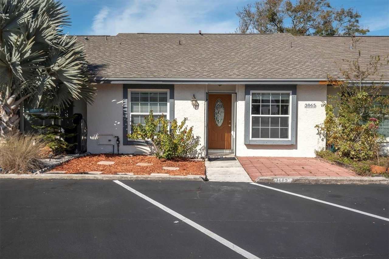 3865 EL CAMINO COURT