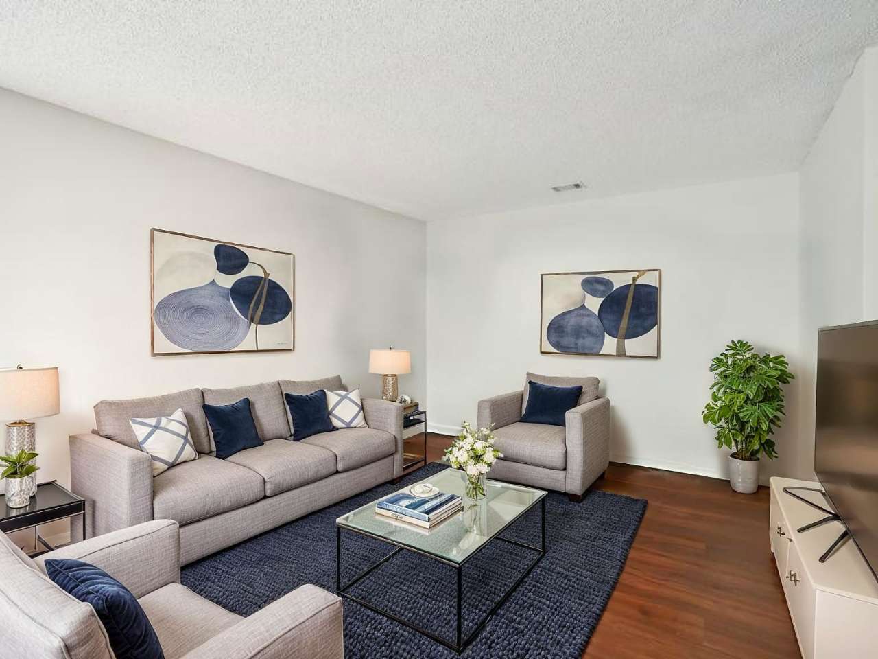 University Ridge Apartments