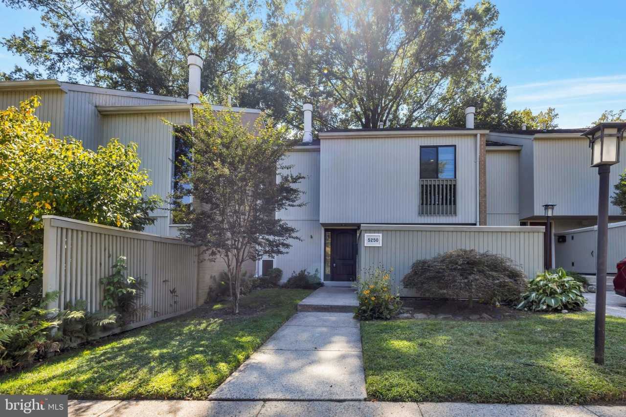 5250 POOKS HILL Road unit: B-13