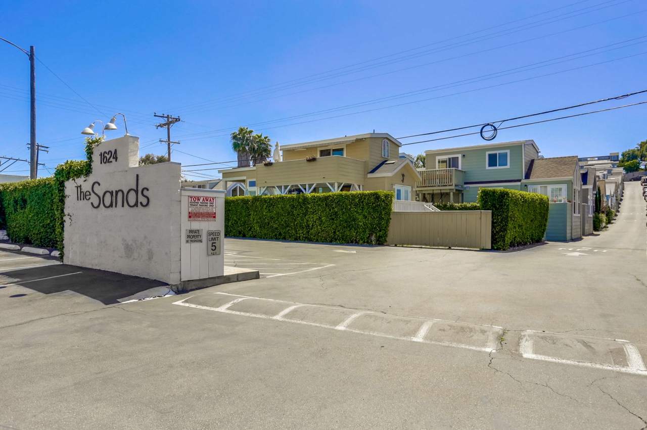 1624 N Coast Hwy 101