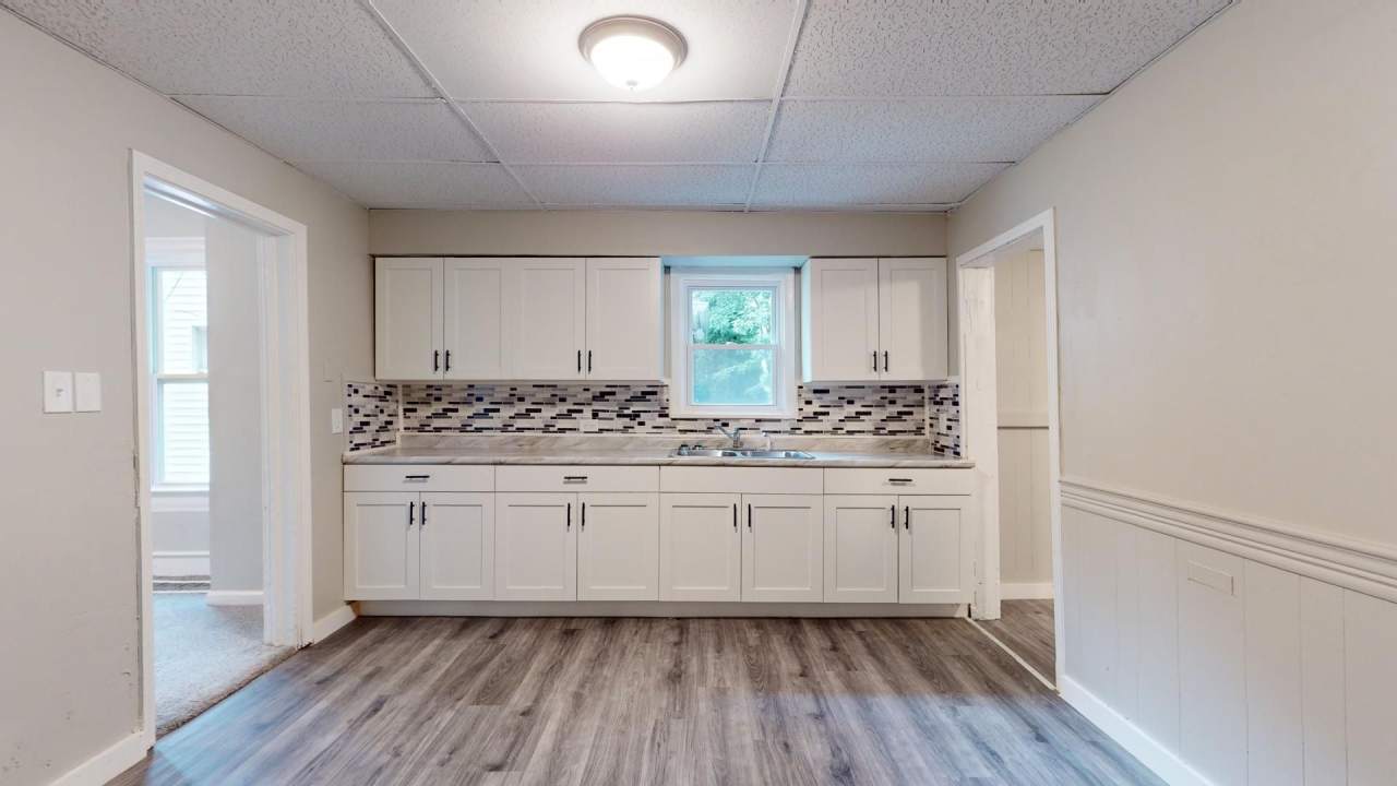 Old Brooklyn Area - 4 Bedroom - 1 Bath - Single Family Home