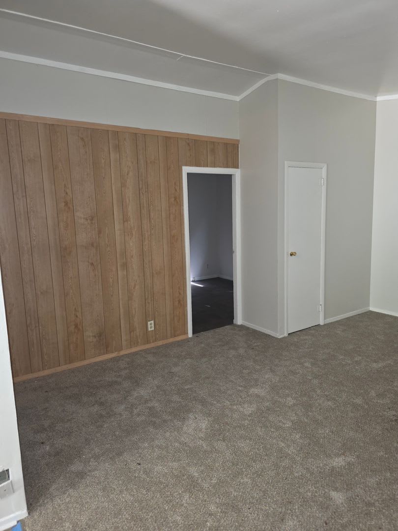 LIMITED TIME**NO APPLICATION FEE**1/2 OFF DEPOSIT**