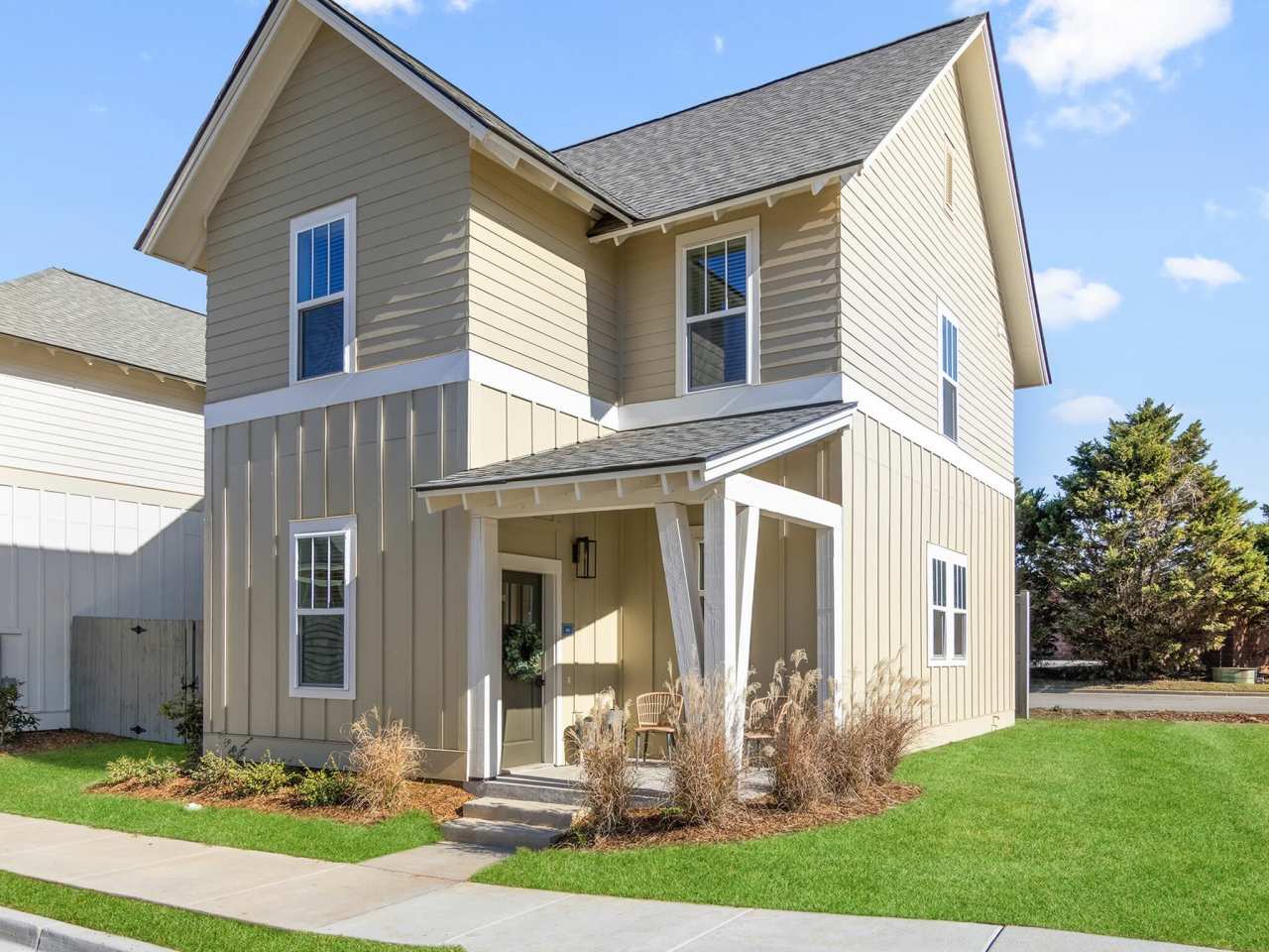 LEO at Flint Crossing