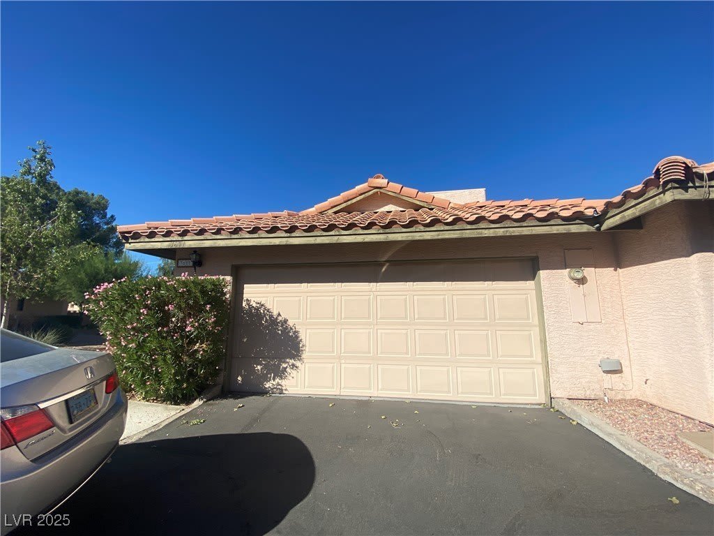 3611 Laguna Del Sol Drive