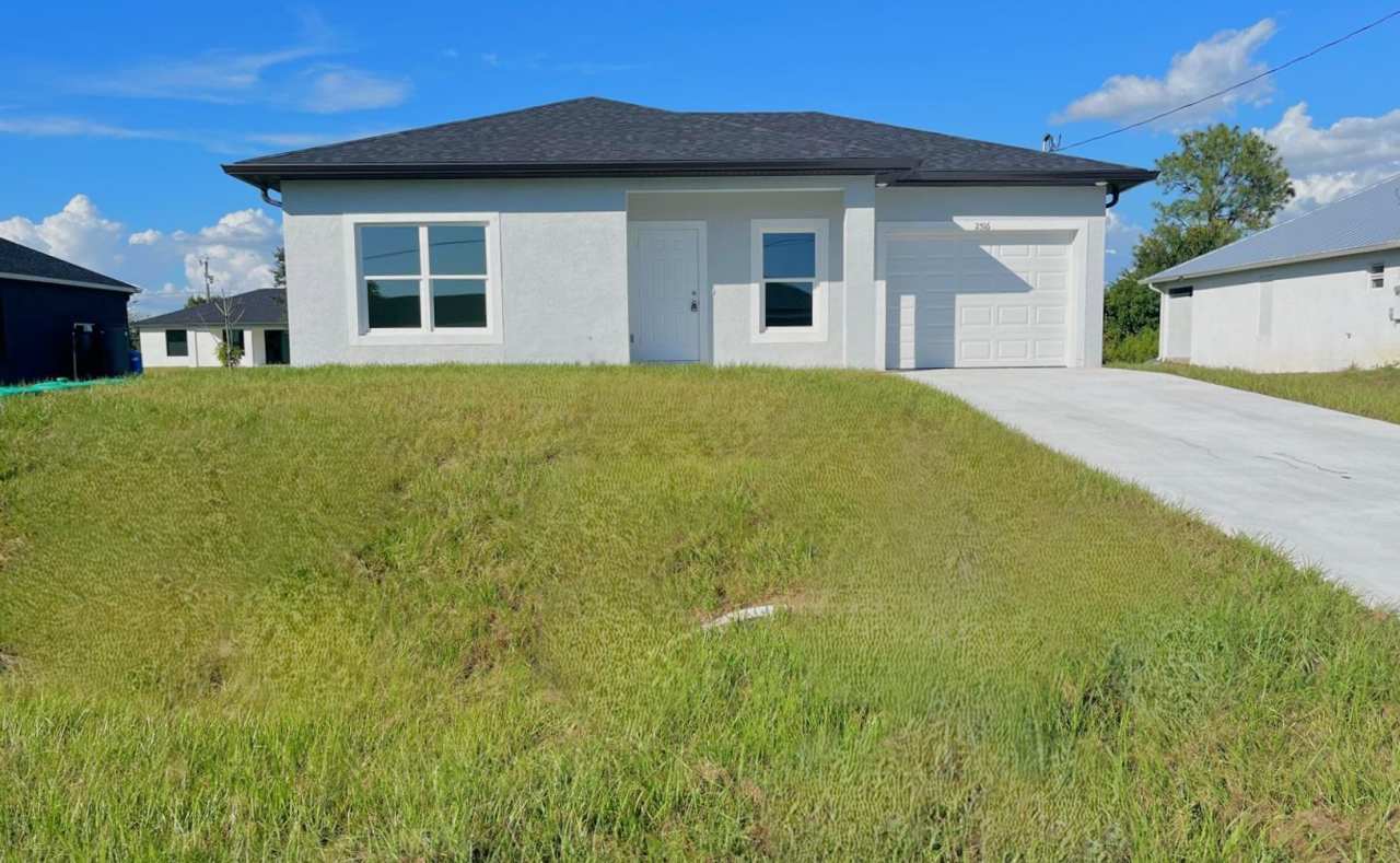 BRAND NEW 2/2/1- SW LEHIGH ACRES