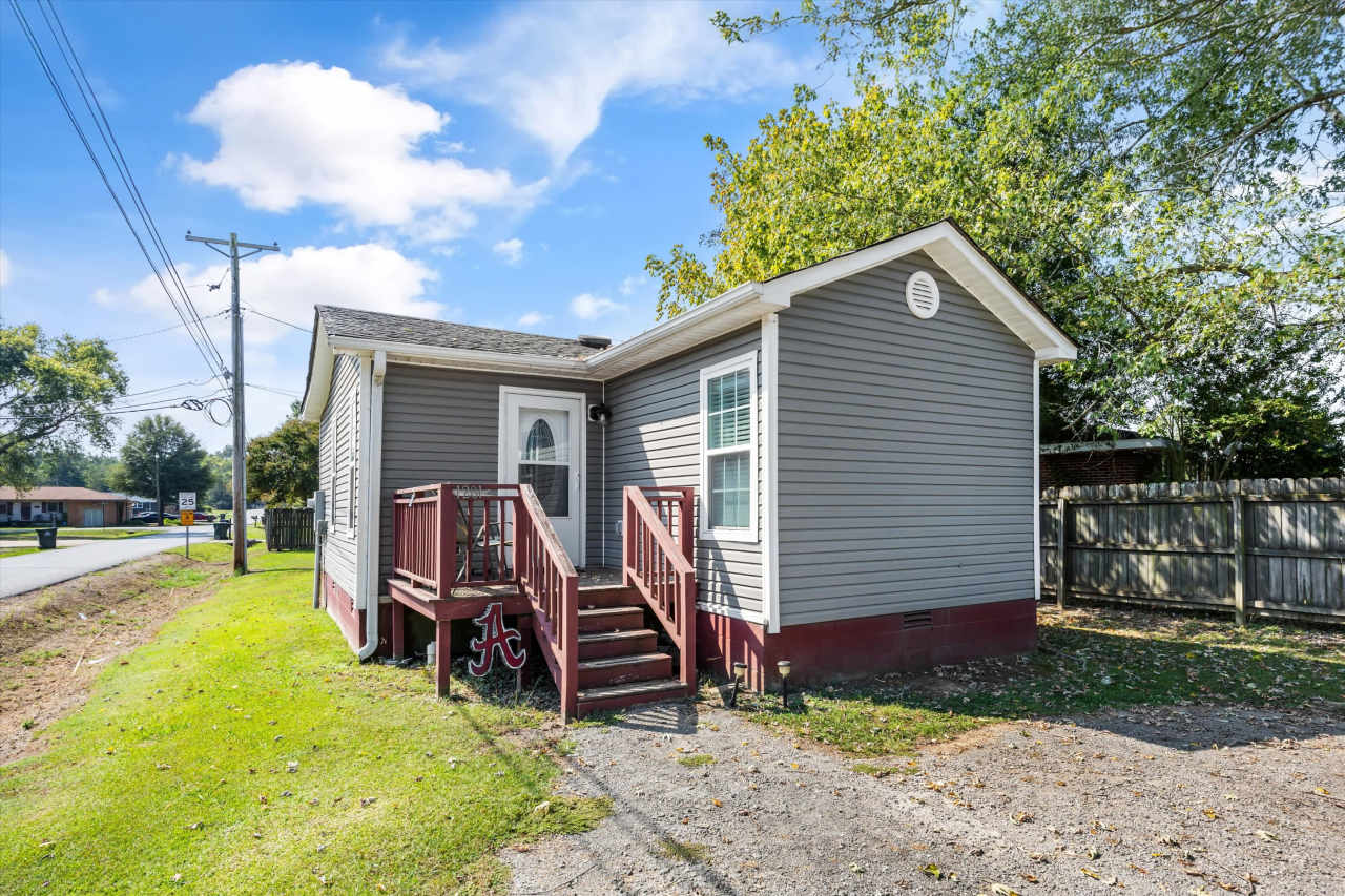 1201 West Washington Street