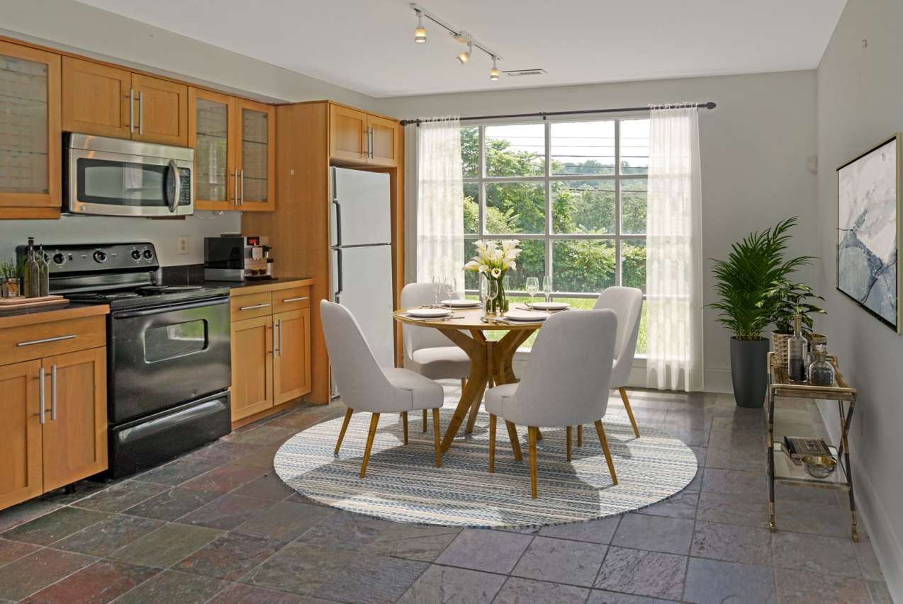 3 Bed / 1 Bath - Split Level House with Renovated Kitchen in Conshohocken