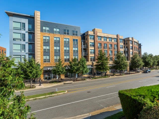 2201 N Pershing Dr Unit D11