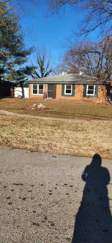 5211 General Lane