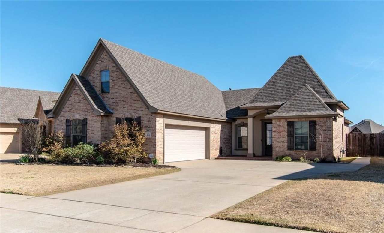 Cyrpess Bend Rental (4 Bedroom 3 Bath)