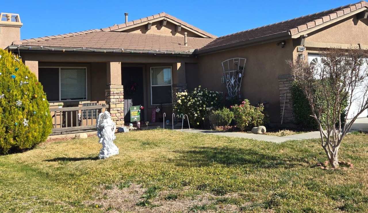 3 bedroom 2 bath in Moreno Valley