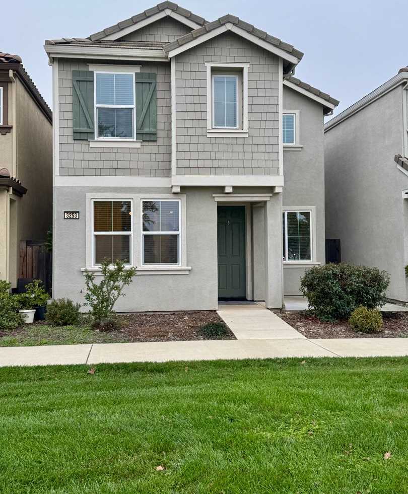 Adorable Home Available in Rancho Cordova!