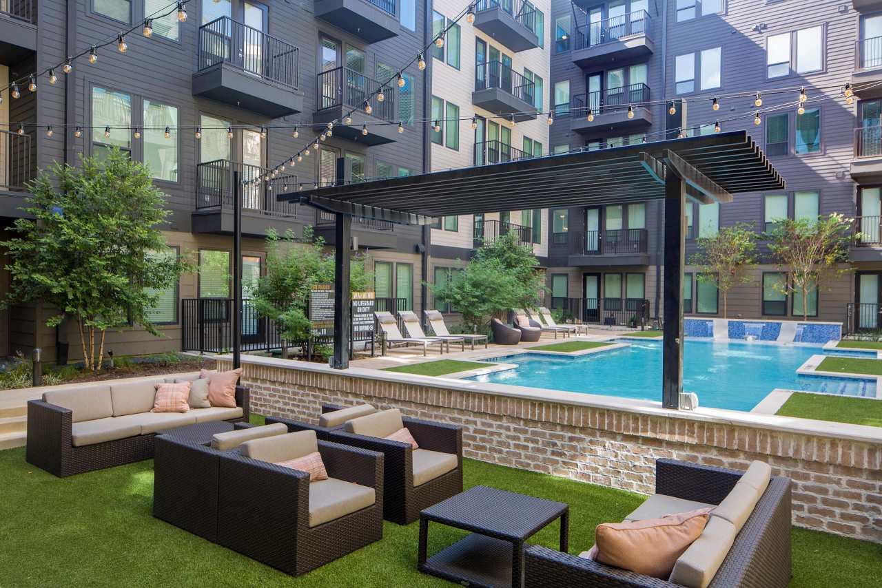 Amelia at Farmers Market