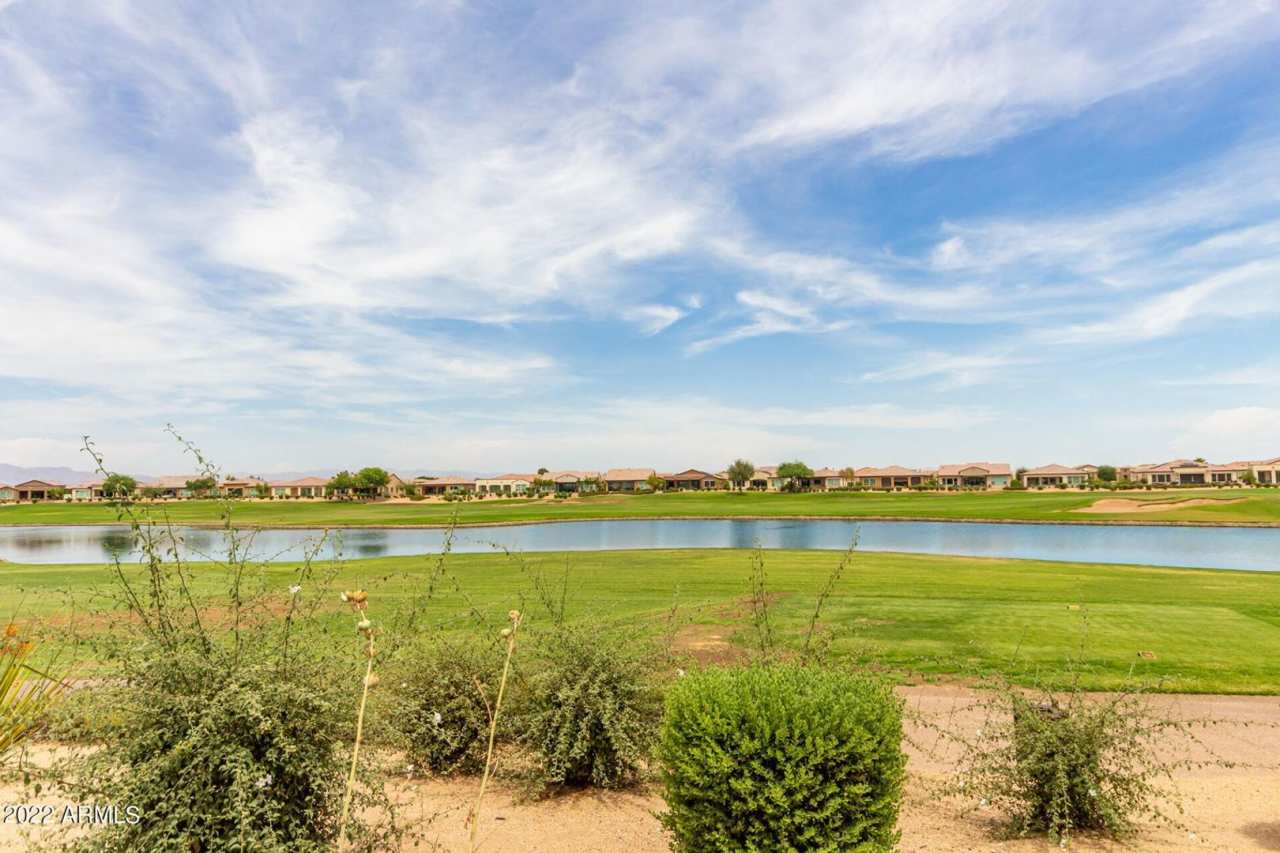 180 Degrees of Golf Views