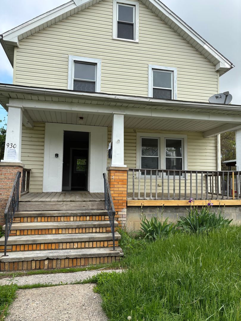 SECTION 8  EDEN Accepted!! Newly Renovated 3-bedroom home, ready for you!