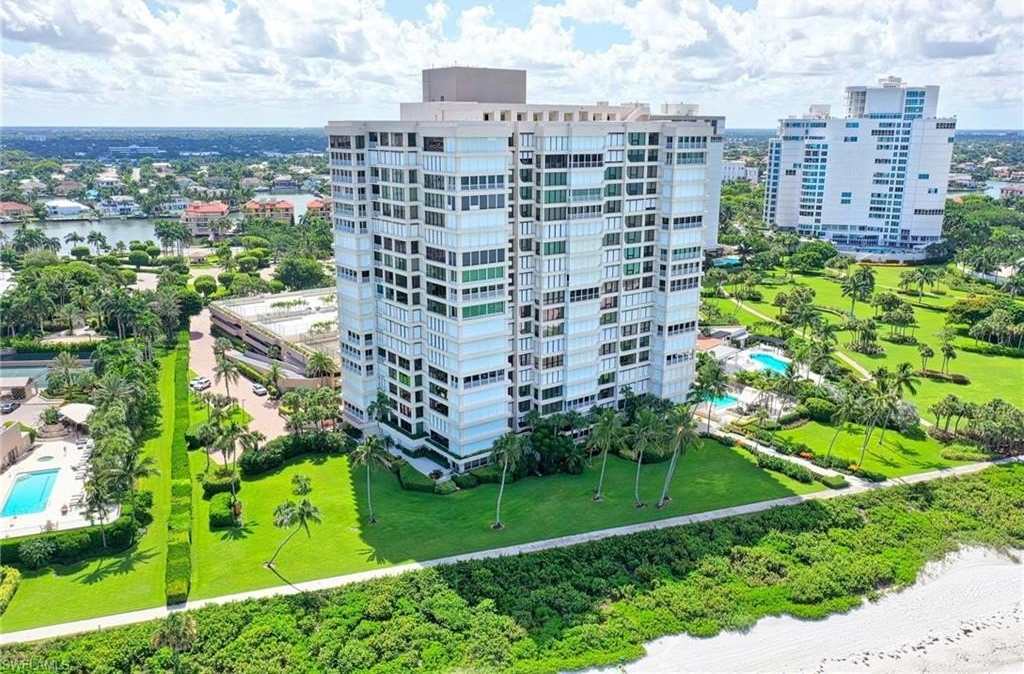 4301 Gulfshore Boulevard