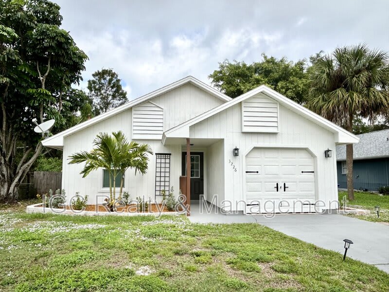 3226 2nd Street