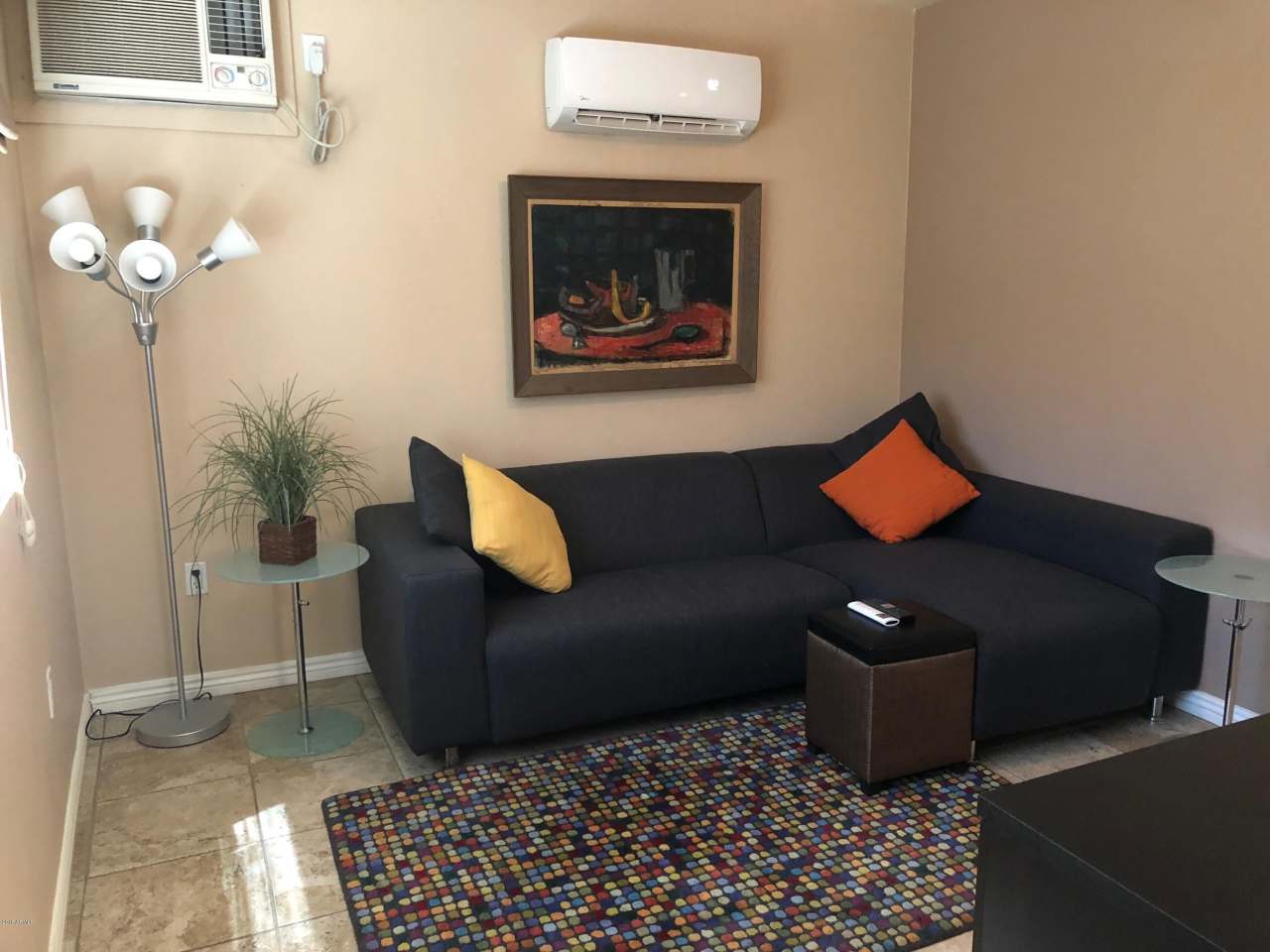 322 E MARIPOSA Street