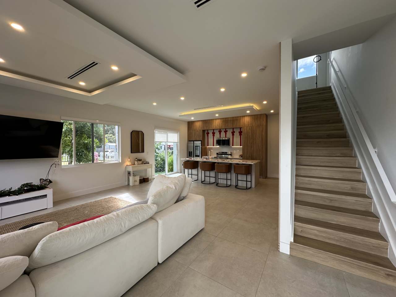 2109 Southwest 18th Avenue