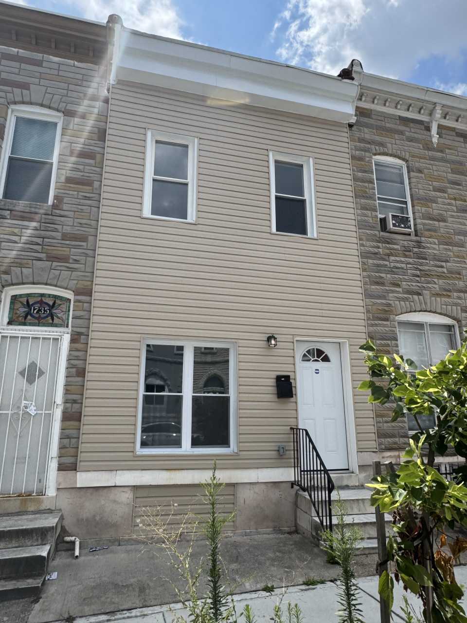 1733 E Lafayette Ave