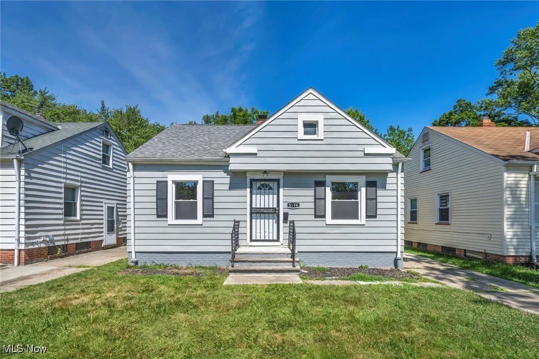 5161 Greenhurst Drive