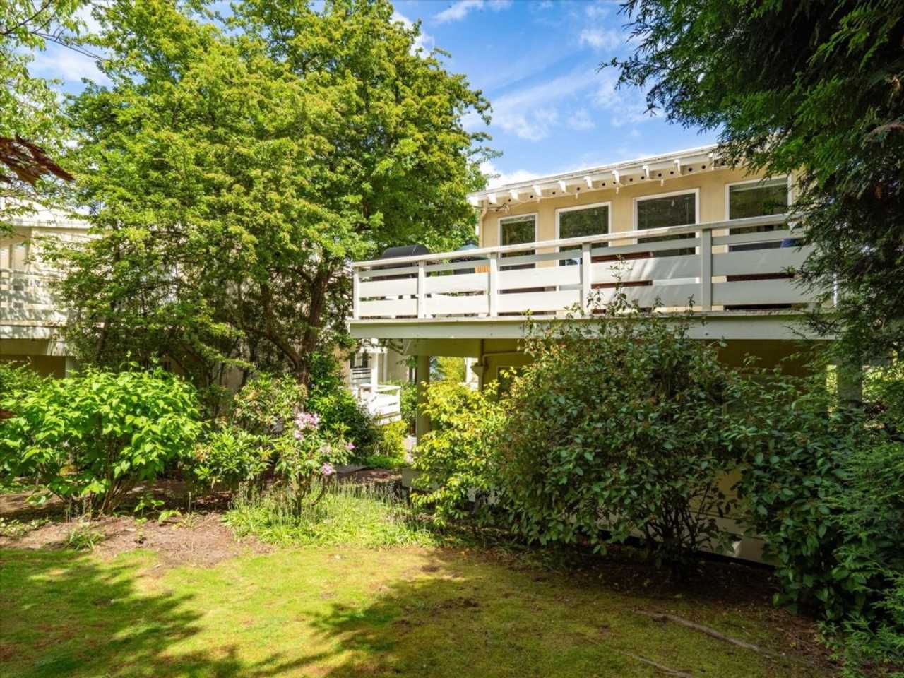 2Bd/1.25Ba Seattle Townhouse