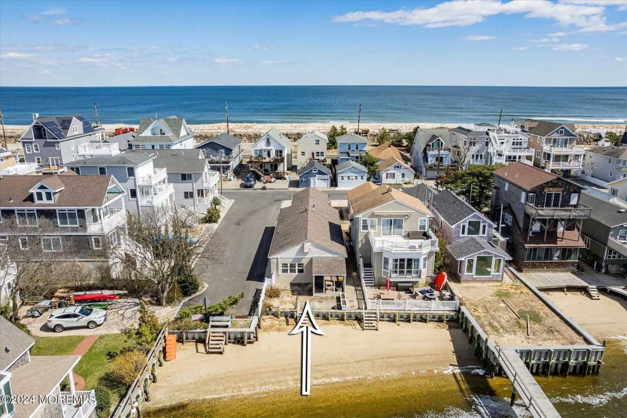 2 Riverview Place