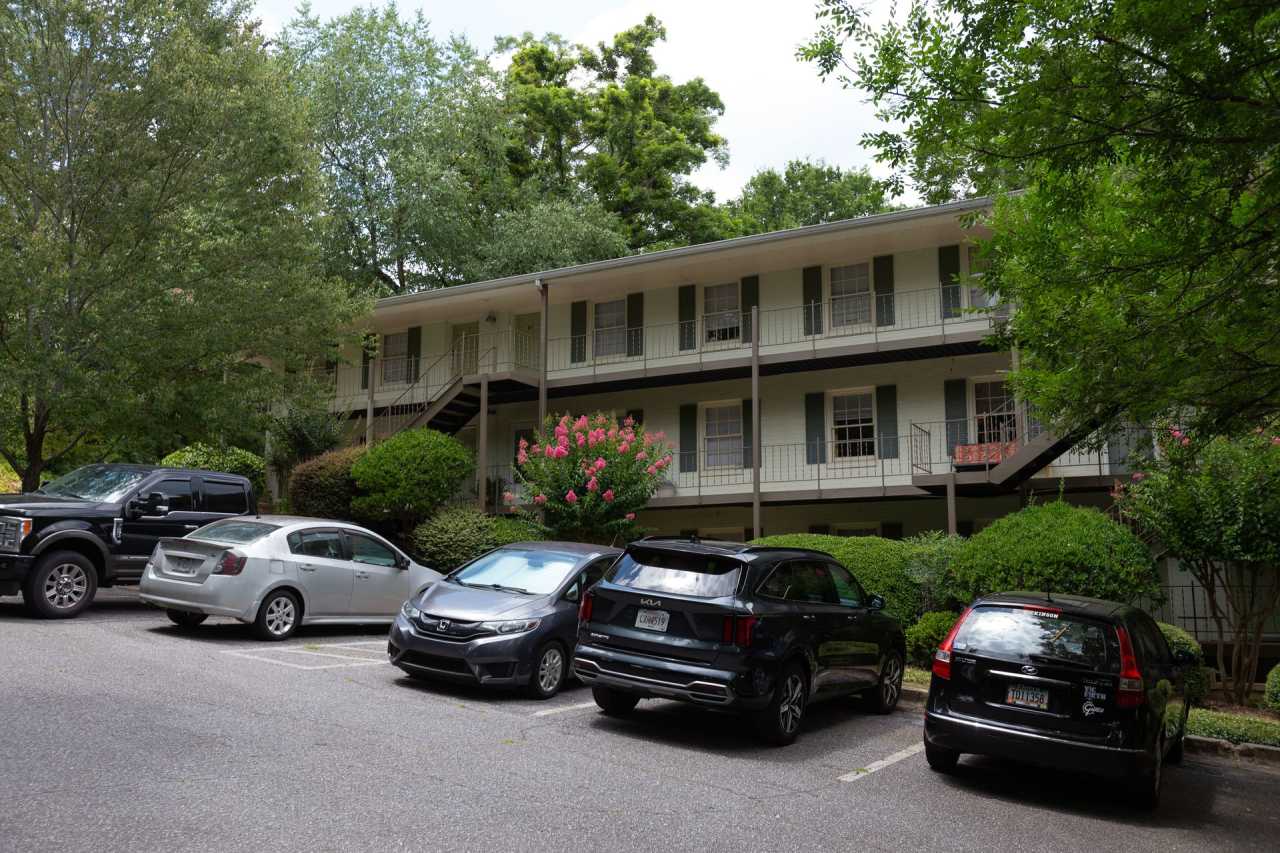 Charming Greenwood Apartments Perfect for Quiet Living