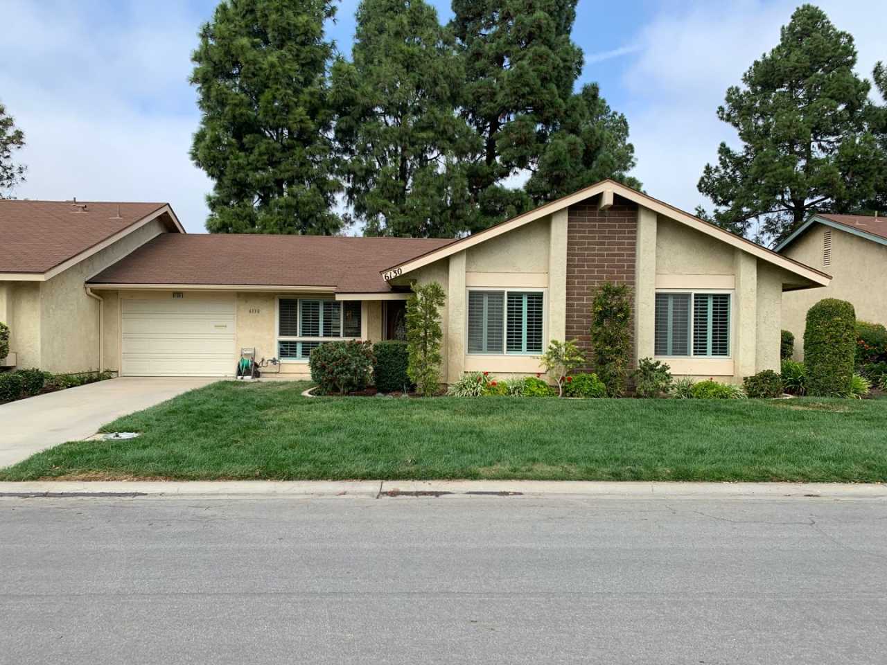 An El Dorado Model on the Golf Course