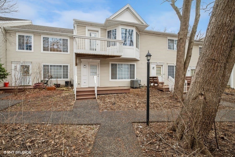 77 MacGillis Street