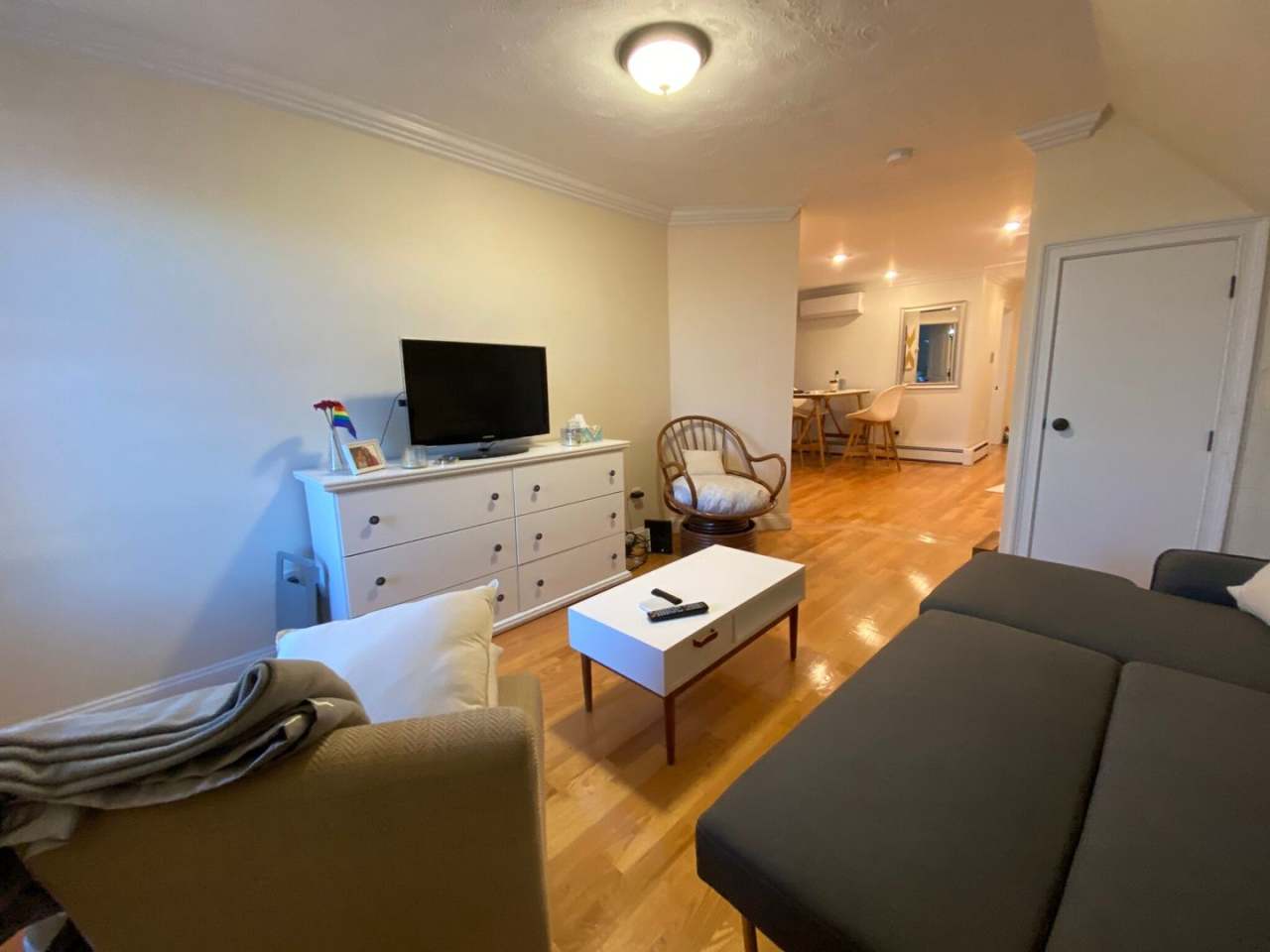 Nice 2 bed in Somerville