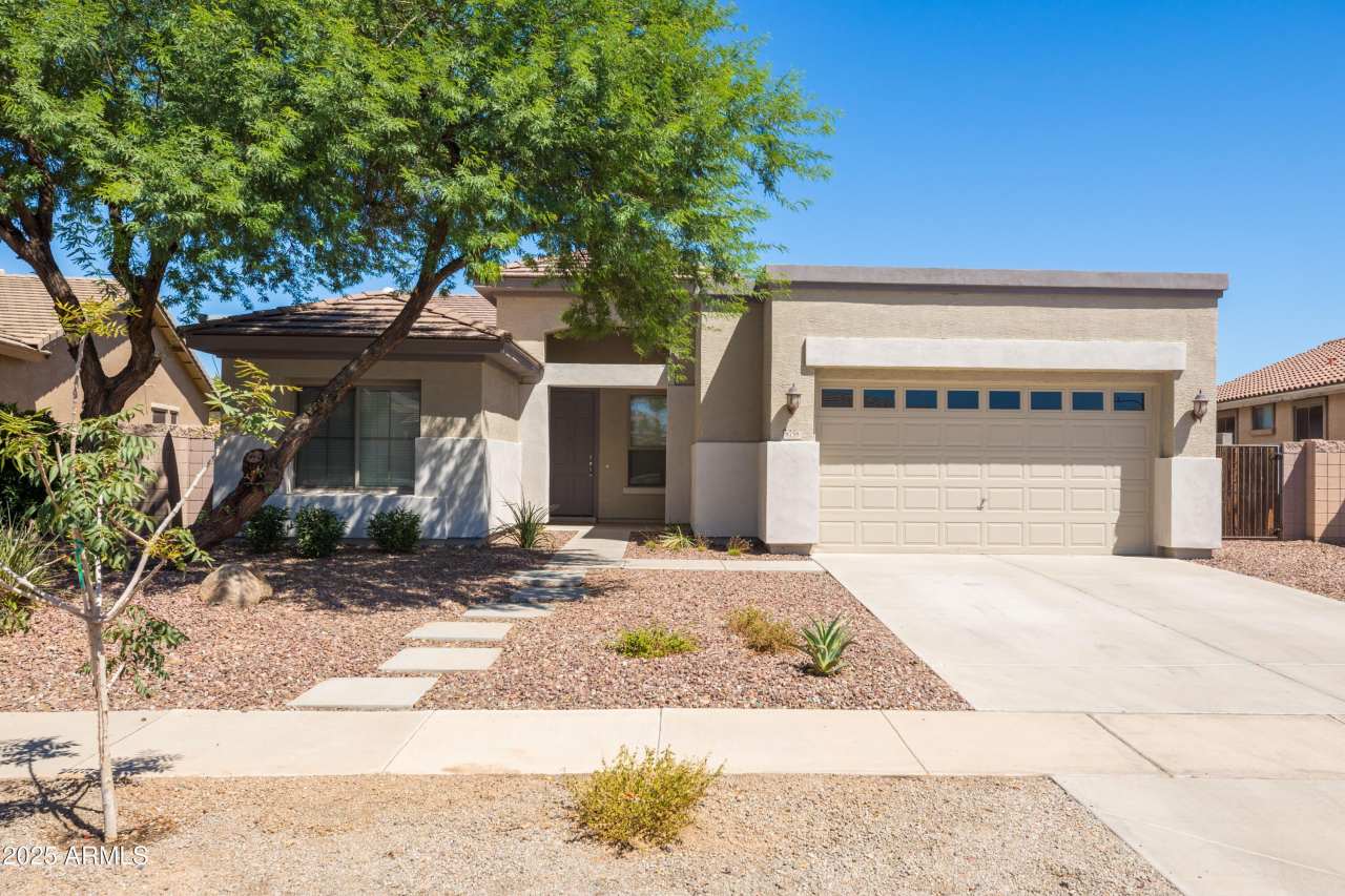 8758 W MYRTLE Avenue