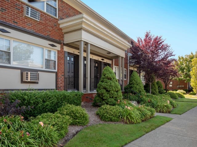 49 Finnigan Ave Unit D31