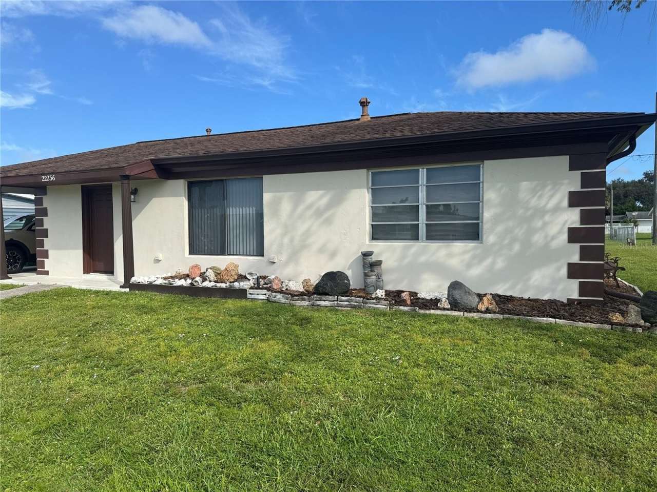 22236 MONTROSE AVENUE