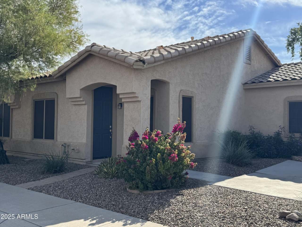 2633 E Riviera Drive