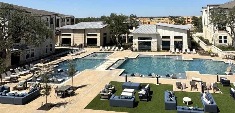 145 Larkspur Park Blvd