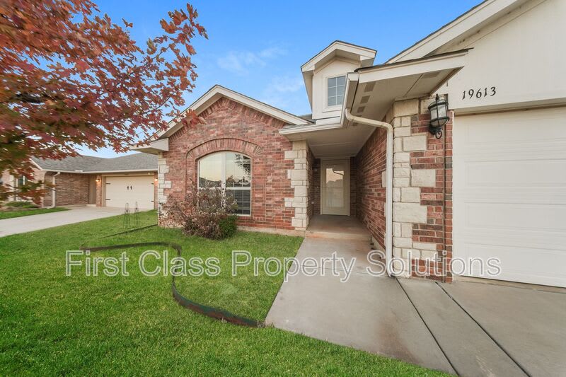 19613 Allergando Lane