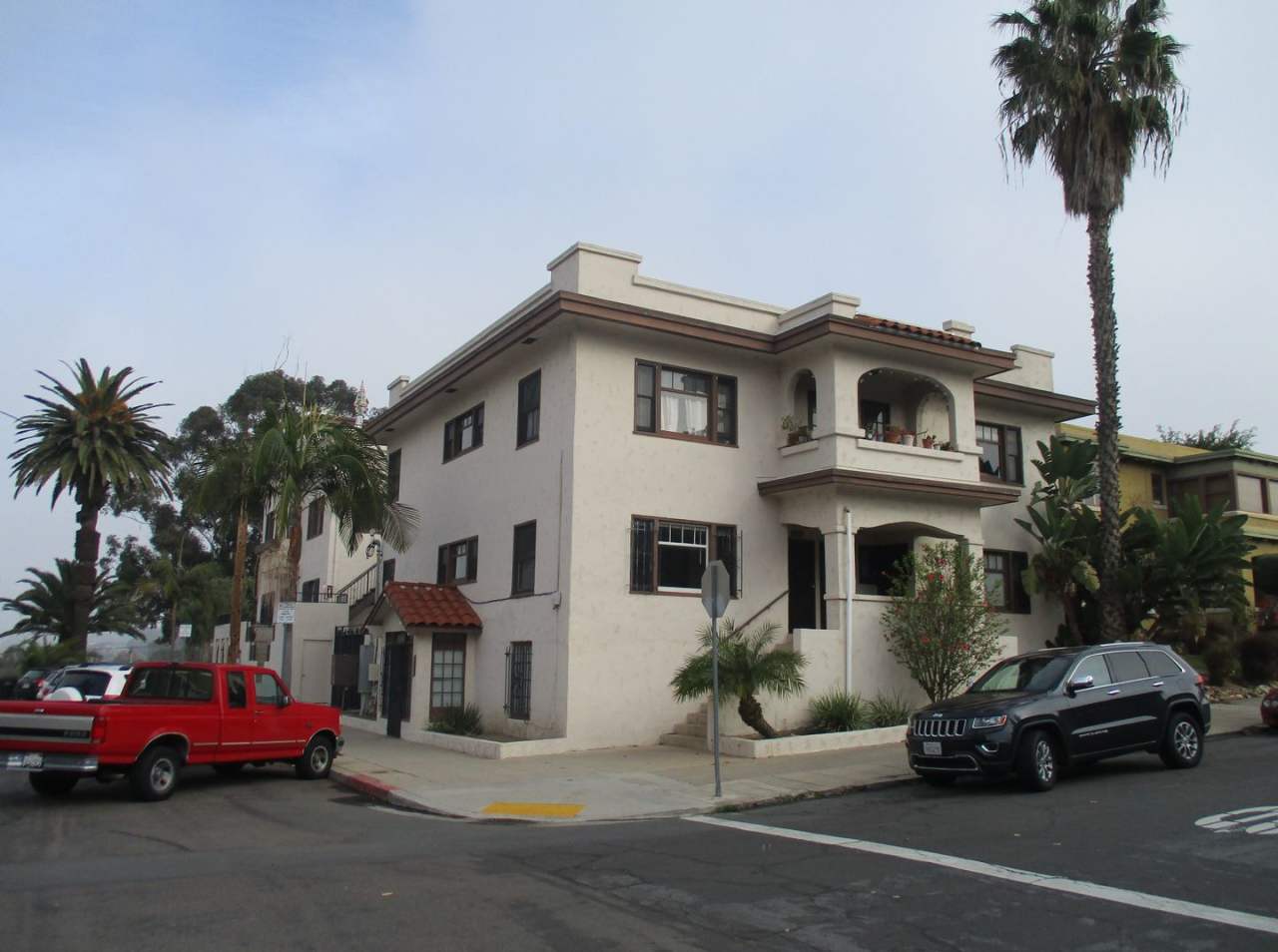 Charming 1 bed/1 bath unit in Golden Hills