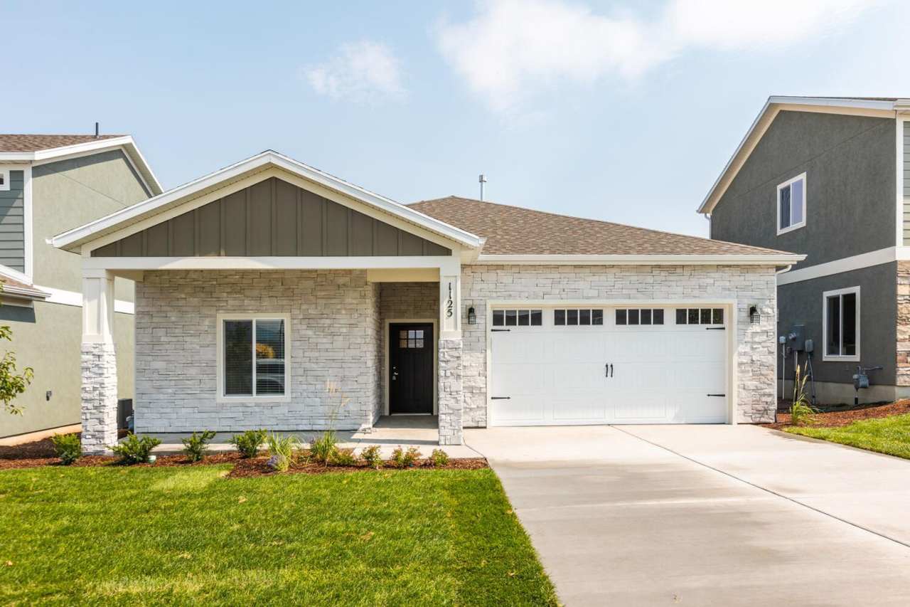 Light and Bright Brookside Home in Heber City