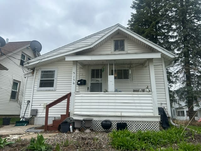 515 1/2 8th Street Southwest