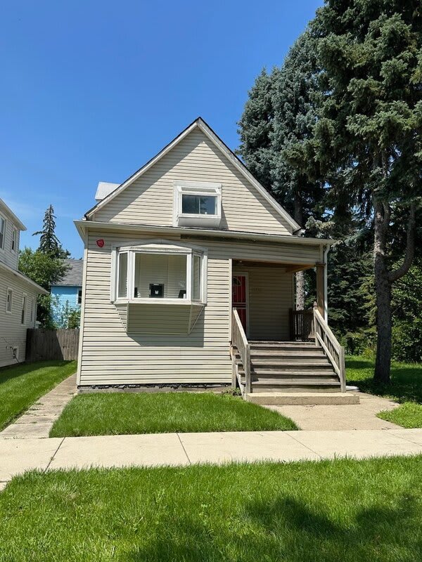 10730 S Lafayette Ave